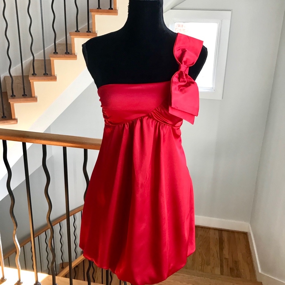 SATIN FORMAL DRESS
